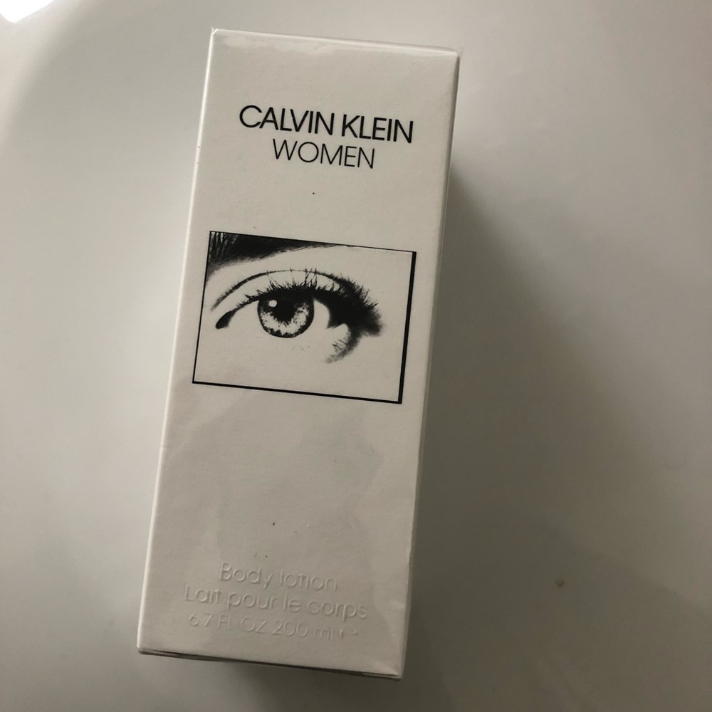 Calvin Klein Woman Lotion